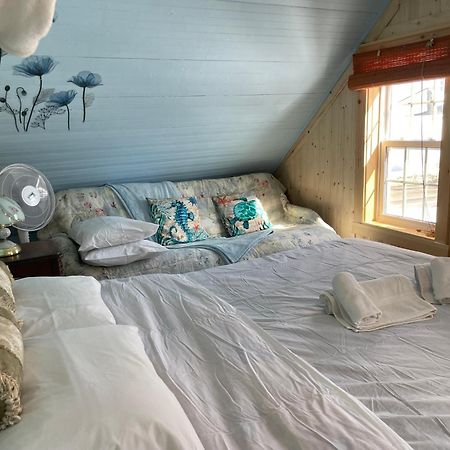 Gite La Belle Forillonne Chambre Bleu Ciel Gaspé Buitenkant foto