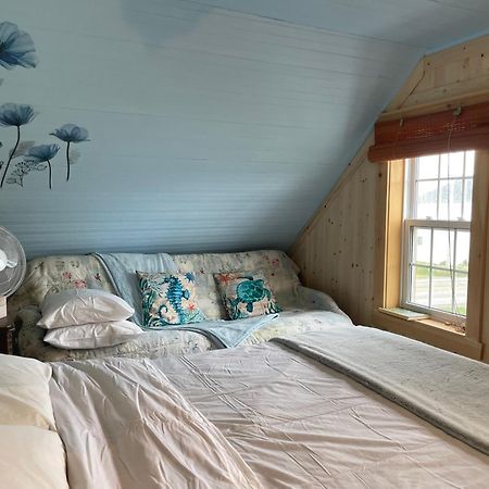 Gite La Belle Forillonne Chambre Bleu Ciel Gaspé Buitenkant foto